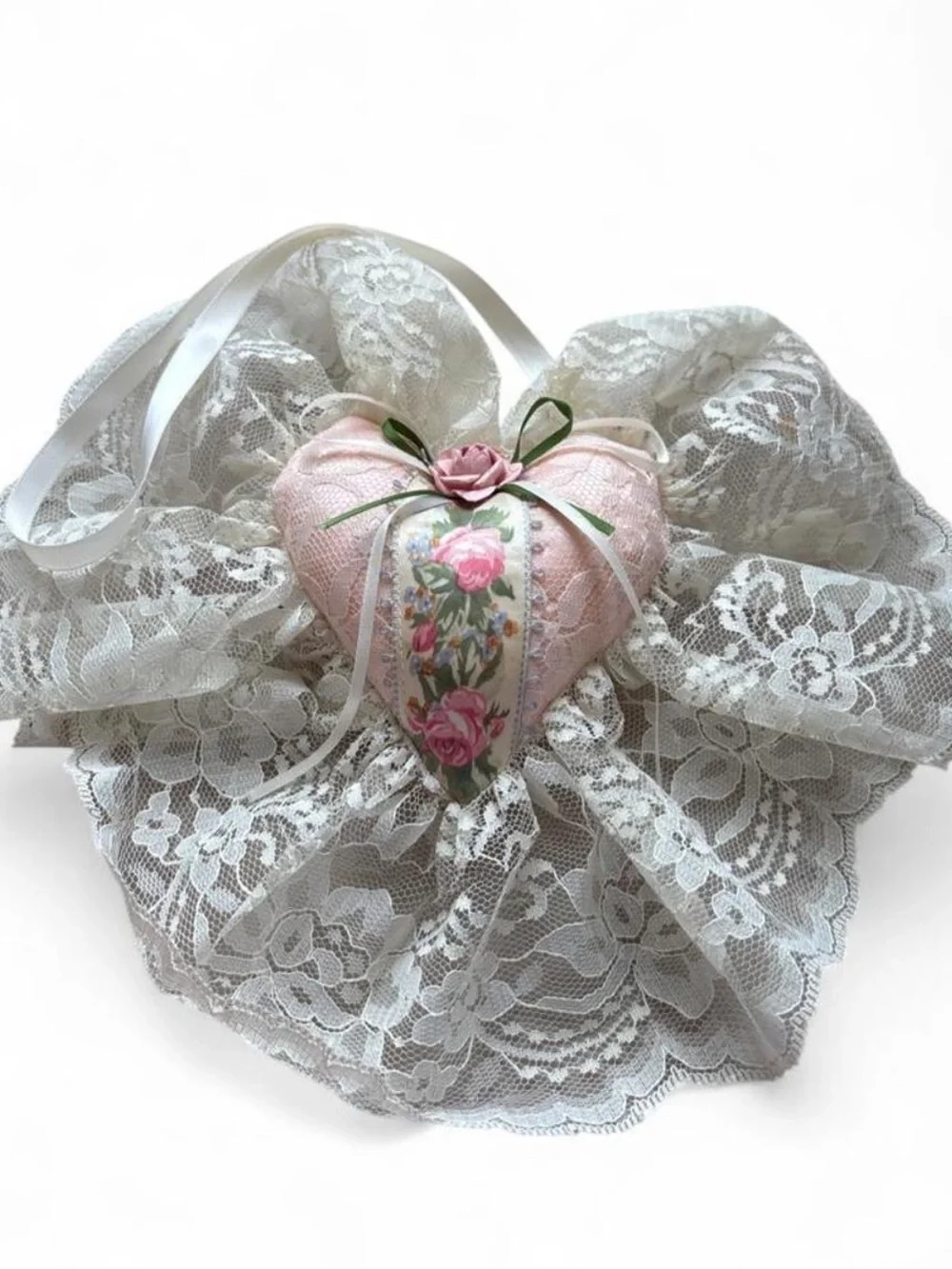 NWT Vintage Victoria’s Secret Pink Heart Lace Sachet Pillow